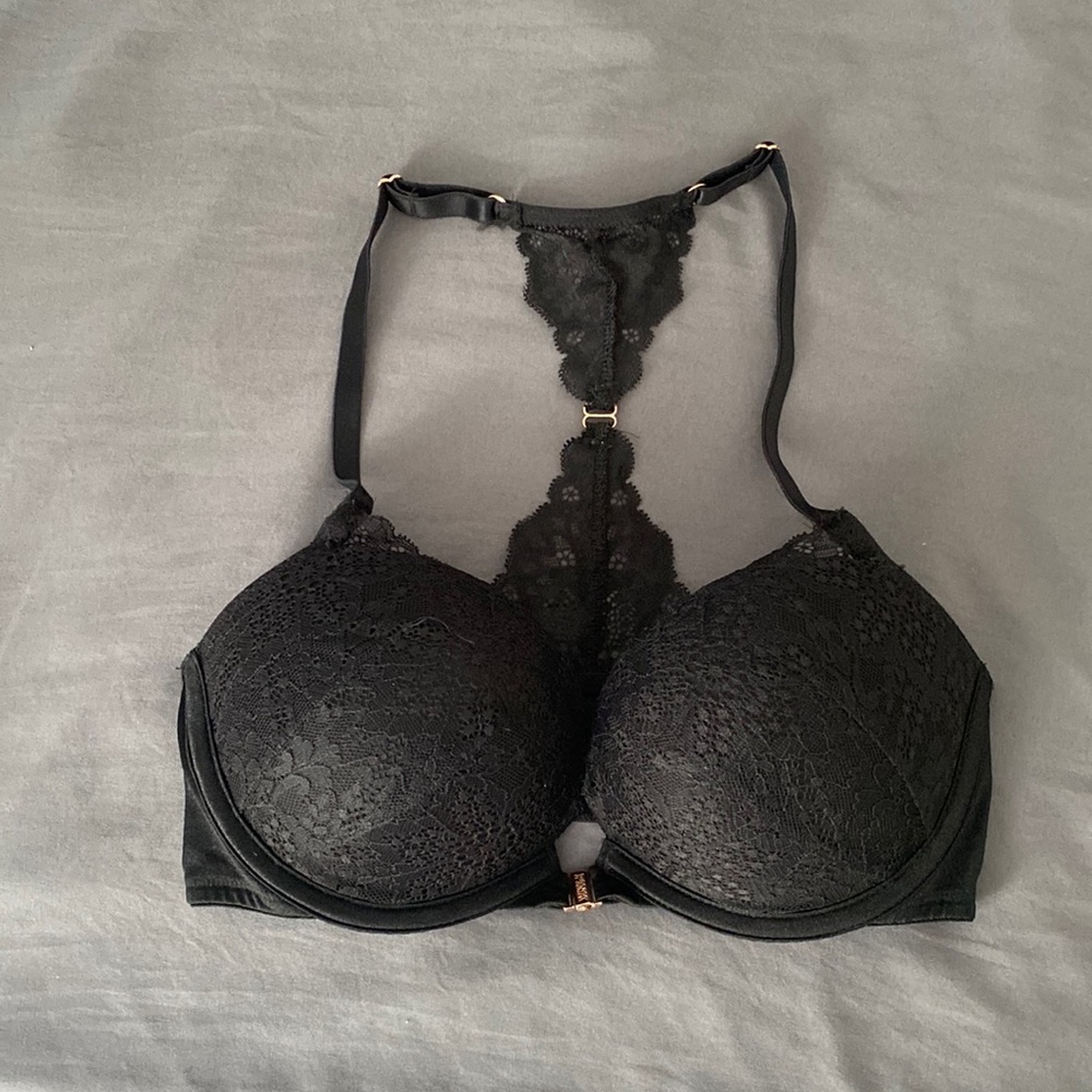 Victoria Secret PINK push up bra // Size: 32D